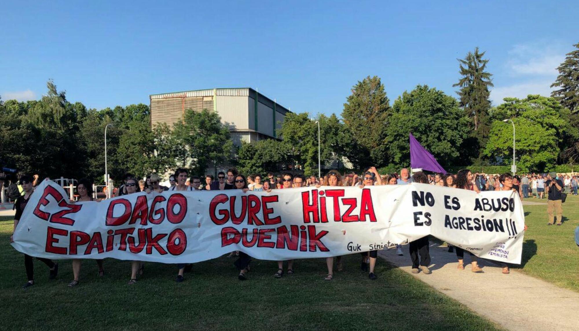 Manifestacion manada Pamplona